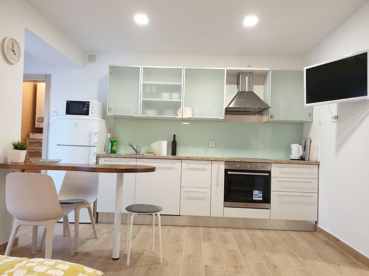 Apartments Ziher ザグレブ エクステリア 写真
